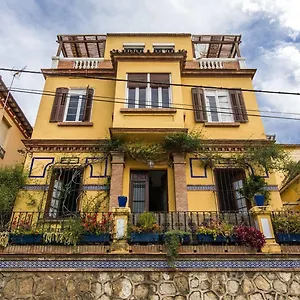 Alicia 5*, Málaga España