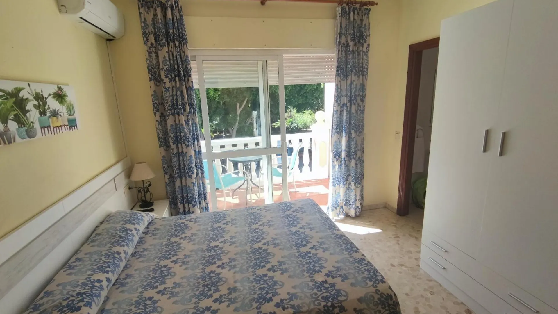 Guest house Hostal Europa Hotel Estepona